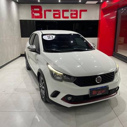 FIAT ARGO 1.8 E.TORQ FLEX HGT AT6 FIAT ARGO 1.8 E.TORQ FLEX HGT AT6